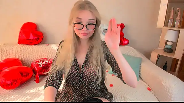 BoysLoveBlondee online show from 17, 2, 2025