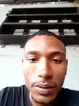 Snapshot of slimmydaddy69 chatting on 14, 3, 2026 slimmydaddy69 online show from 14, 3, 2026