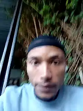 Snapshot of slimmydaddy69 chatting on 4, 5, 2026 slimmydaddy69 online show from 4, 5, 2026