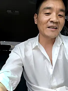 kisstoyousoon2024 online show from 11, 3, 2025