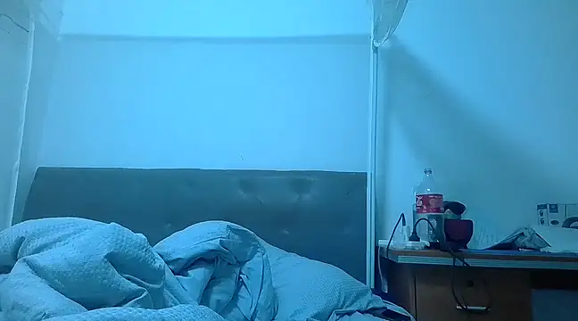 kisstoyousoon2024 online show from 17, 3, 2025