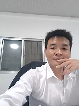 kisstoyousoon2024 online show from 16, 9, 2025