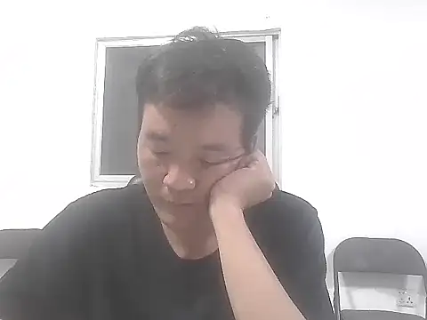 kisstoyousoon2024 online show from 18, 11, 2025