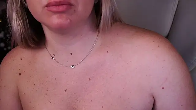 KiraCandyS online show from 31, 12, 2024