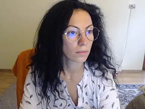 Snapshot of Emmatoo chatting on 9, 10, 2025 Emmatoo online show from 9, 10, 2025