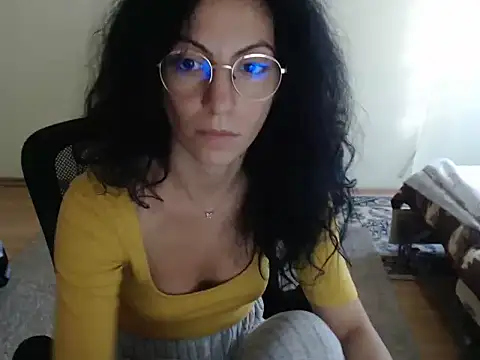 Snapshot of Emmatoo chatting on 13, 10, 2025 Emmatoo online show from 13, 10, 2025