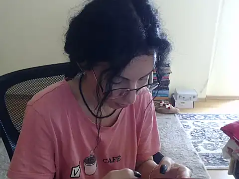 Snapshot of Emmatoo chatting on 16, 10, 2025 Emmatoo online show from 16, 10, 2025