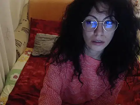 Snapshot of Emmatoo chatting on 21, 11, 2025 Emmatoo online show from 21, 11, 2025