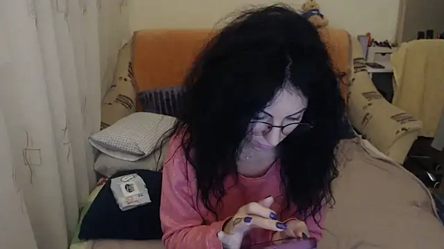 Snapshot of Emmatoo chatting on 30, 11, 2025 Emmatoo online show from 30, 11, 2025