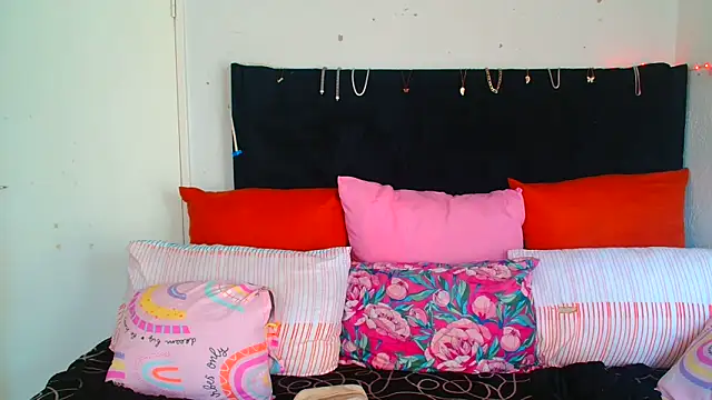 Snapshot of SAVAGExBOO chatting on 5, 11, 2025 SAVAGExBOO online show from 5, 11, 2025