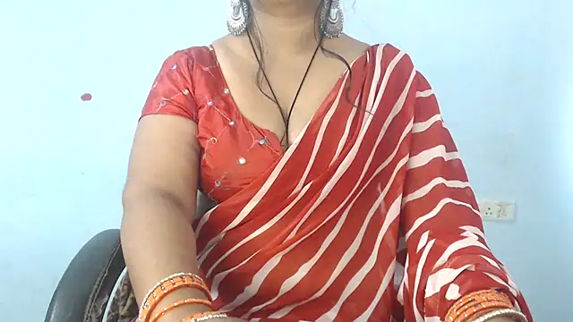 Snapshot of sapna-ji chatting on 5, 11, 2025 sapna-ji online show from 5, 11, 2025