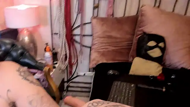 luxifer 666  online show from 20, 3, 2025