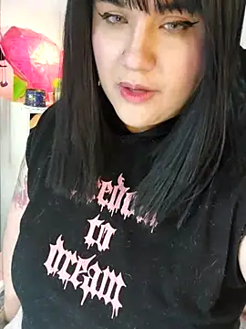 Snapshot of ItsNaiixa chatting on 21, 9, 2025 ItsNaiixa online show from 21, 9, 2025