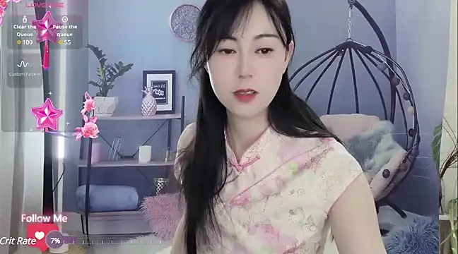 Snapshot of Lisa-s chatting on 5, 2, 2025 Lisa-s online show from 5, 2, 2025