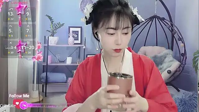 Snapshot of Lisa-s chatting on 6, 2, 2025 Lisa-s online show from 6, 2, 2025