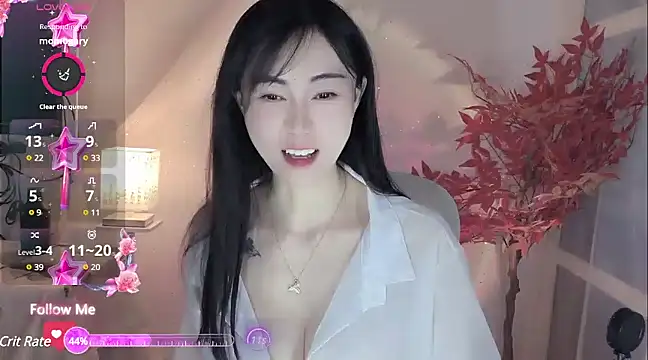 Snapshot of Lisa-s chatting on 4, 3, 2025 Lisa-s online show from 4, 3, 2025