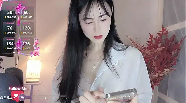 Snapshot of Lisa-s chatting on 4, 3, 2025 Lisa-s online show from 4, 3, 2025