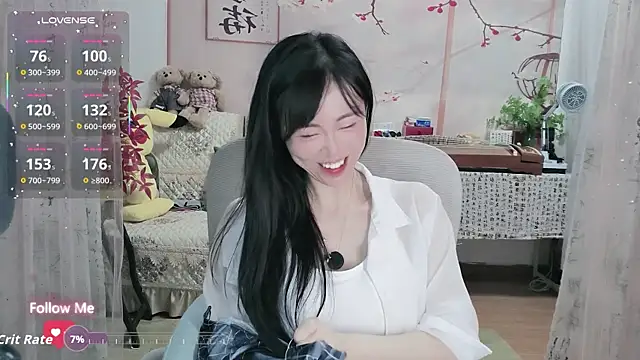Snapshot of Lisa-s chatting on 12, 10, 2025 Lisa-s online show from 12, 10, 2025