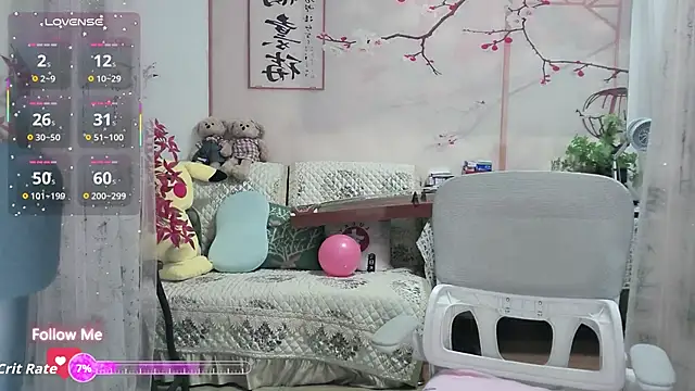 Snapshot of Lisa-s chatting on 15, 10, 2025 Lisa-s online show from 15, 10, 2025