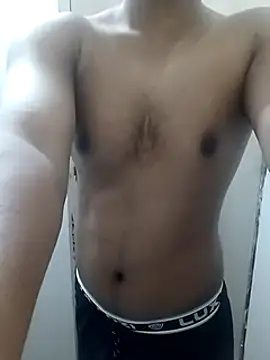 Snapshot of hottboy_39 chatting on 9, 12, 2024 hottboy 39 online show from 9, 12, 2024