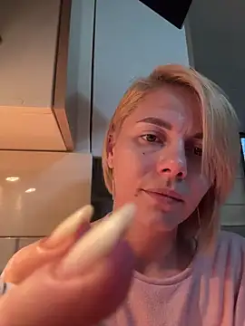 Snapshot of tanyagrey chatting on 6, 1, 2026 tanyagrey online show from 6, 1, 2026
