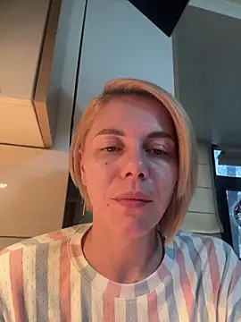 Snapshot of tanyagrey chatting on 8, 1, 2026 tanyagrey online show from 8, 1, 2026