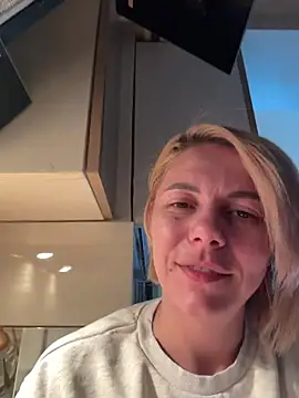 Snapshot of tanyagrey chatting on 19, 1, 2026 tanyagrey online show from 19, 1, 2026