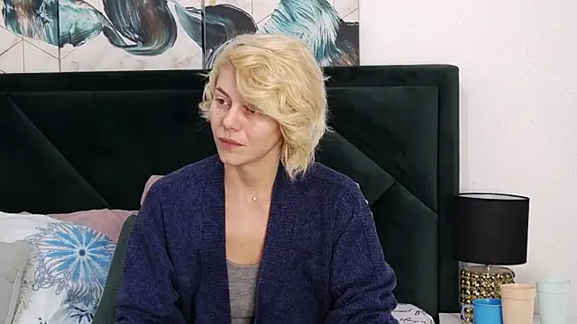 Snapshot of tanyagrey chatting on 12, 2, 2026 tanyagrey online show from 12, 2, 2026