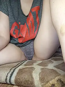Snapshot of Holly_Bette chatting on 30, 6, 2026 Holly Bette online show from 30, 6, 2026