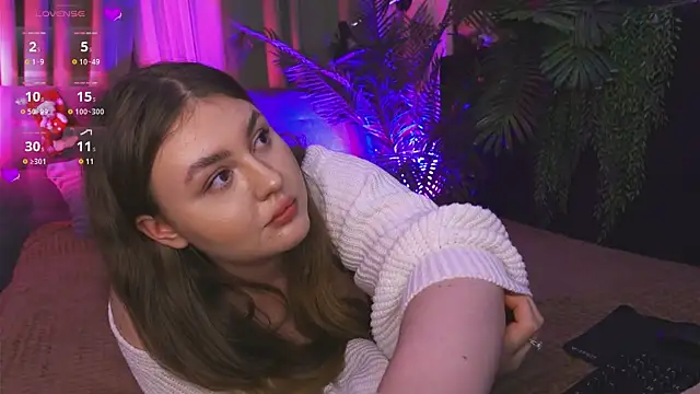 Mia  Peach online show from 10, 12, 2024