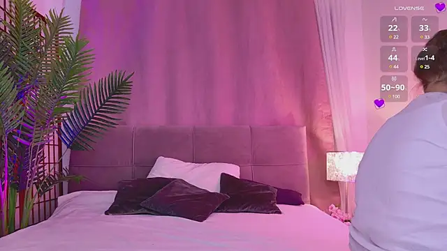 Mia  Peach online show from 24, 1, 2025