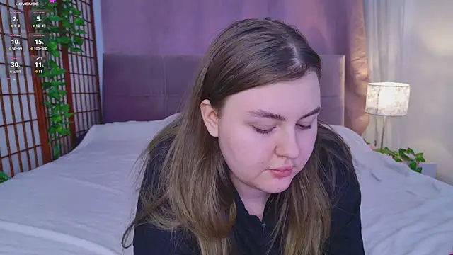 Mia  Peach online show from 1, 3, 2025