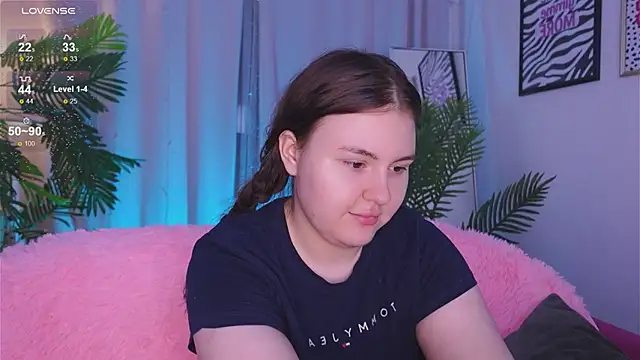 Mia  Peach online show from 14, 3, 2025