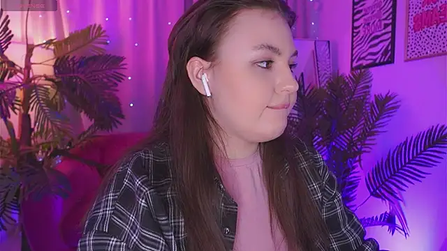 Mia  Peach online show from 18, 3, 2025