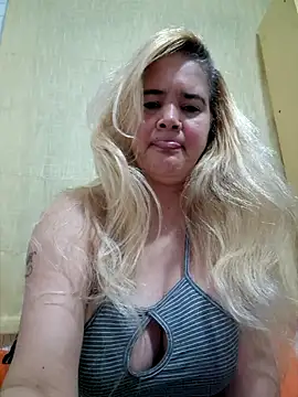 Snapshot of lamorbosa37 chatting on 16, 12, 2024 lamorbosa37 online show from 16, 12, 2024