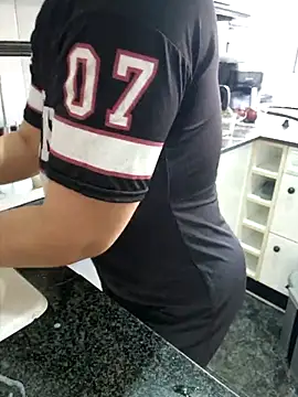 Snapshot of lamorbosa37 chatting on 21, 2, 2026 lamorbosa37 online show from 21, 2, 2026