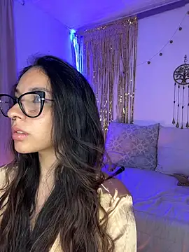 Snapshot of ThaliaRivera_ chatting on 5, 2, 2025 ThaliaRivera  online show from 5, 2, 2025