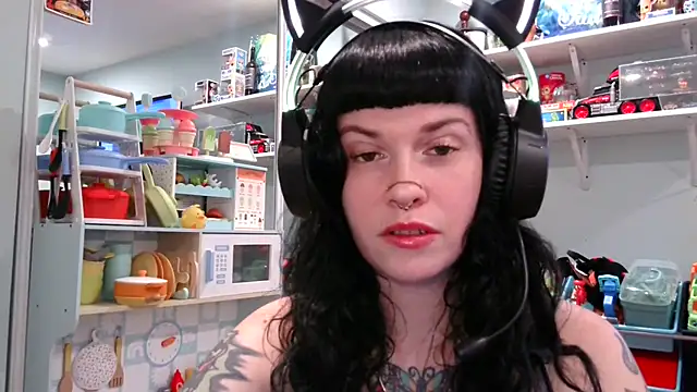 Snapshot of Marcelinegoddess chatting on 17, 2, 2025 Marcelinegoddess online show from 17, 2, 2025