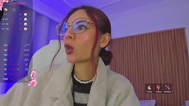 sophiecherry  online show from 12, 2, 2025