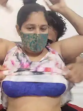 IND COUPLE1 online show from 13, 9, 2025