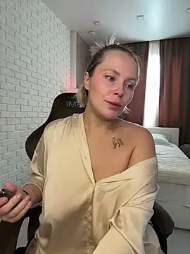 Snapshot of Charming_Daphny chatting on 21, 11, 2025 Charming Daphny online show from 21, 11, 2025