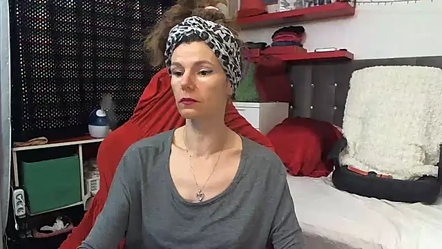 Snapshot of kellyterapy chatting on 11, 2, 2025 kellyterapy online show from 11, 2, 2025