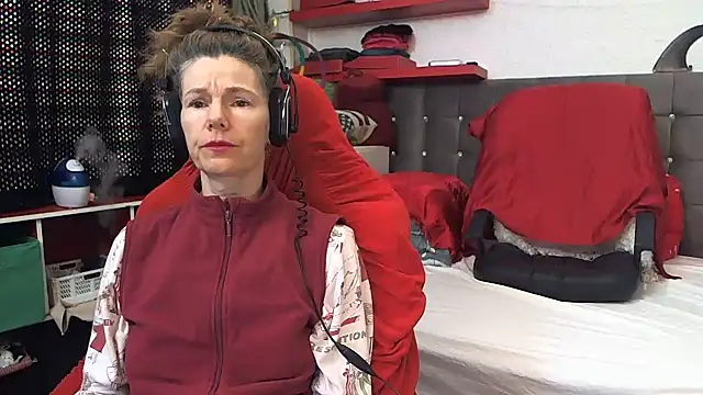 Snapshot of kellyterapy chatting on 13, 2, 2025 kellyterapy online show from 13, 2, 2025