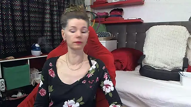 Snapshot of kellyterapy chatting on 14, 2, 2025 kellyterapy online show from 14, 2, 2025