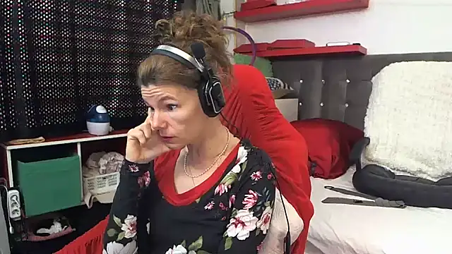 Snapshot of kellyterapy chatting on 14, 2, 2025 kellyterapy online show from 14, 2, 2025