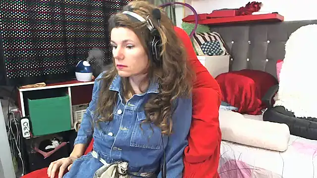 Snapshot of kellyterapy chatting on 17, 2, 2025 kellyterapy online show from 17, 2, 2025