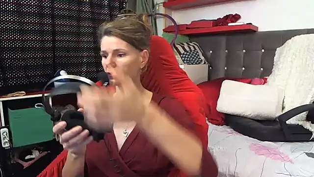 Snapshot of kellyterapy chatting on 18, 2, 2025 kellyterapy online show from 18, 2, 2025