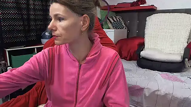 Snapshot of kellyterapy chatting on 18, 2, 2025 kellyterapy online show from 18, 2, 2025