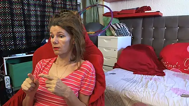 Snapshot of kellyterapy chatting on 21, 2, 2025 kellyterapy online show from 21, 2, 2025