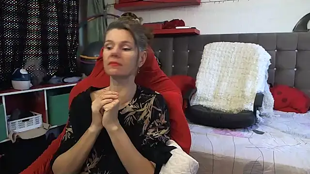 Snapshot of kellyterapy chatting on 22, 2, 2025 kellyterapy online show from 22, 2, 2025